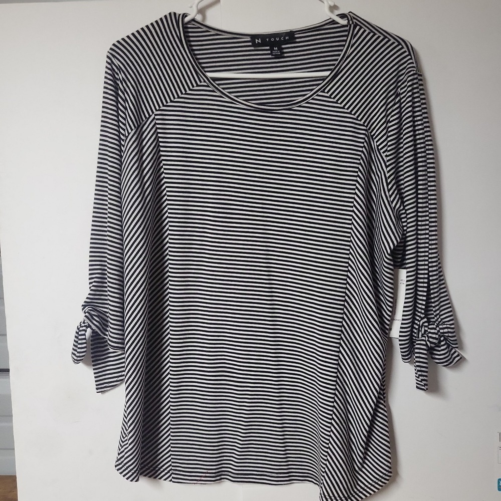 N Touch Womens Size Med Blouse Black And White 3/4 Sleeve Pullover Shirt Top NWT